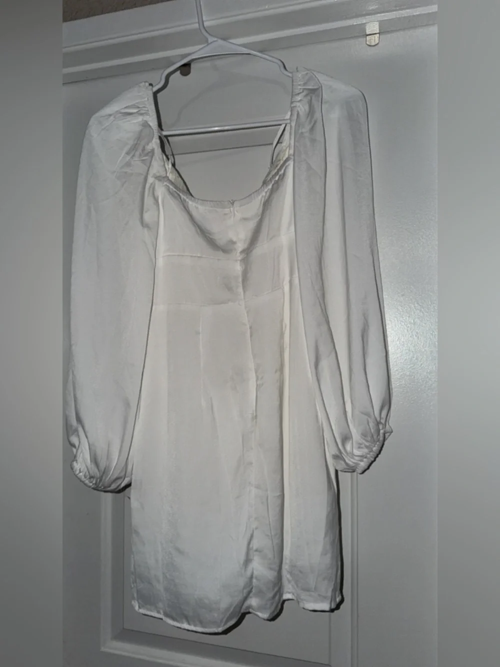 Princess Polly White Puff Sleeve Mini Dress Size 2 Party Bridal - Picture 3 of 4
